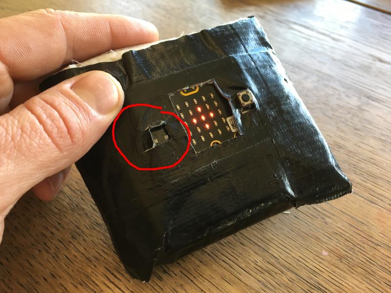 /gitea/c_meyer/pxt-calliope/raw/commit/10396092e861920c93d2745146d76802d7d5d64d/docs/static/mb/projects/wallet/rug1.jpg
